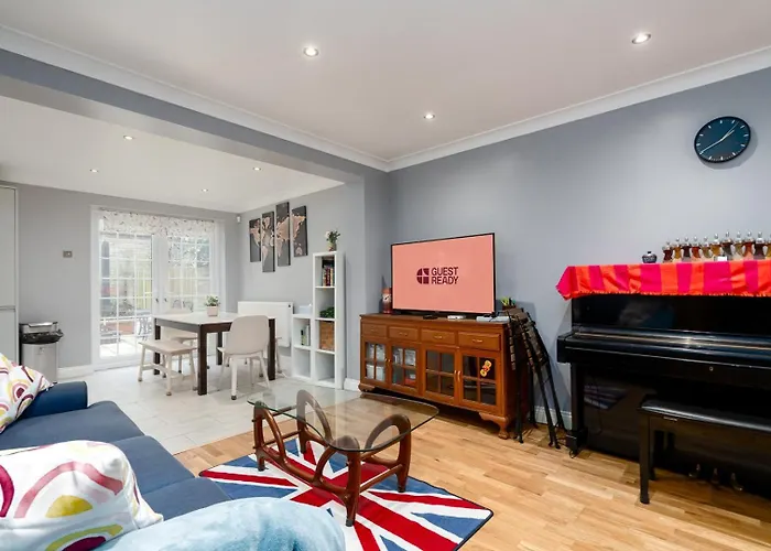 Guestready - Family Retreat In London